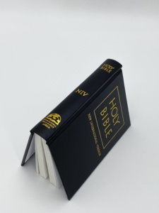 Bible NIV Sainte Bible Nouvelle Version Internationale Couverture rigide Impression numérique Papier offset - Product Image 5