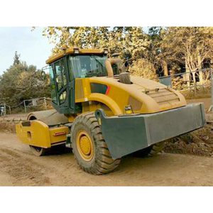 Rodillo Compactador Vibratorio de Un Solo Tambor de 10, 12 y 14 Toneladas con Motor Diésel y Neumáticos, Variaciones de hasta 16 Toneladas en Venta - Product Image 2