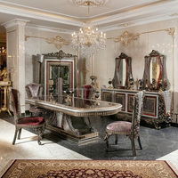 Mesa de Comedor de Lujo en Plata Oscuro Real, Estilo Neoclásico Turco, con Pedestal Arqueado y Vitrina para Villa o Mansión