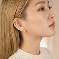 Boucles d'oreilles clous en acier inoxydable style feuille d'érable scorpion Maina, incrustées de zircon, pour cartilage, tragus et lobe d'oreille, vente en gros d'usine