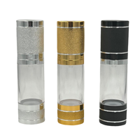 Bouteille de pompe de pulvérisation de lotion sans air enduite d'aluminium noir en gros, bouteille sans air de 15ml 30ml 50ml AS pour l'emballage de soins de la peau