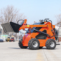 Livraison Gratuite CE EPA Euro V 900kg/1Tonne Mini-chargeuse compacte sur chenilles Moteur Diesel Engins de génie civil Multiples accessoires