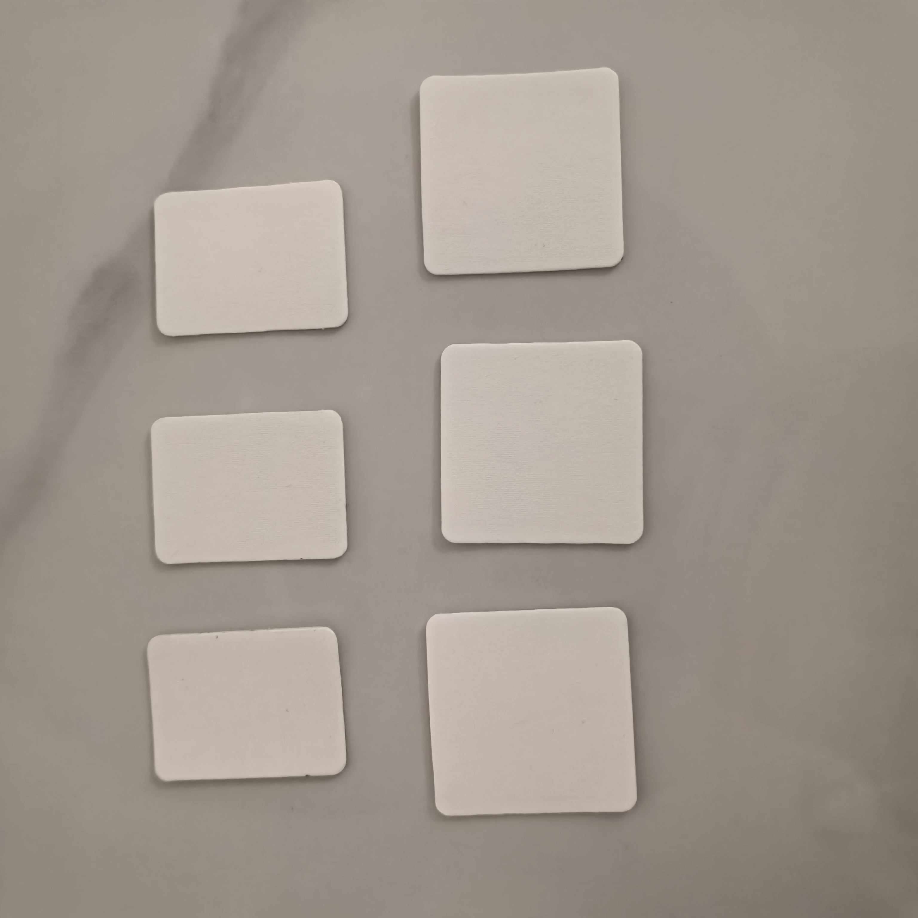 สี่เหลี่ยมจัตุรัสสีขาว 30*40 มม.