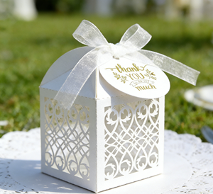 <b>White</b> Hollow Out Favor <b>Box</b> Made Of Pearlescent Cardboard With Laser Engraving And Organza Ribbon Fresh - Product Image 1
