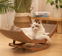 Nouveau lit à bascule pour animaux de compagnie en forme de bateau, utilisable toute l'année avec balles colorées, griffoir pour chat pour aiguiser les griffes, repos et jeu, transfrontalier