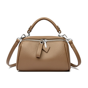 กระเป๋าบอสตันสไตล์วินเทจผู้หญิงฤดูร้อนใหม่อินเทรนด์กระเป๋าสะพายข้างความจุขนาดใหญ่หนังนุ่มโพลีเอสเตอร์ซิปตันจิง - Product Image 6