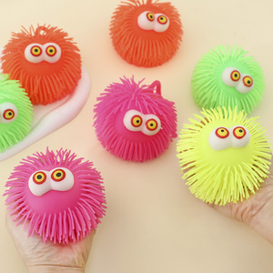 Autonomy Puffer Ball 9cm Protruding Eye Fuzzy Ball Flashing Light Up Stress Relief Toy For Kids And Youth Unisex - Product Image 3