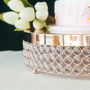 Base de Metal con Cuentas de Cristal Doradas para Tartas, Soporte Decorativo para Exhibición de Postres, para Decoración de Mesa de Bodas y Fiestas - Product Image 6