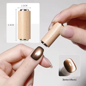 Bâtonnet magnétique double tête pour ongles effet œil de chat, stylo magnétique puissant pour vernis gel, outils de manucure magnétiques cylindriques - Product Image 1