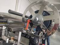 Machine d'emballage sous blister automatique pour liquides, remplissage de miel, beurre, chocolat dans une machine d'emballage sous blister