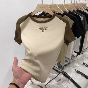 <span class=keywords><strong>Camisetas</strong></span> <span class=keywords><strong>de</strong></span> Algodón para Mujer al por Mayor con Logotipo Personalizado, Talla Grande, Estilo Crop Top, Manga Corta, Raglán - Product Image 3