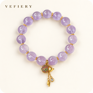 Pulsera de cuentas redondas de amatista lavanda con dije decorativo en tono dorado - Product Image 1