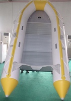 2025 Chine gros Mini PVC pliant gonflable bateau de pêche personnalisé pas cher Sport Yacht pour le surf léger caractéristique