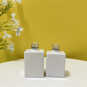 Botella de vidrio personalizada para esmalte de uñas de 12ml y 15ml, embalaje de esmalte de uñas blanco, botella vacía para esmalte de uñas con cepillo - Product Image 3