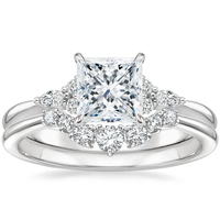 Bague de fiançailles élégante en moissanite taille ovale, monture à griffes en or massif 18 carats, bijou classique pour femme