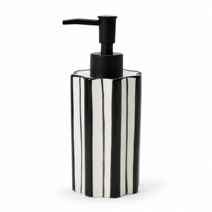 Ensemble d'accessoires de salle de bain en céramique rayé noir et blanc, design à bord festonné, distributeur de lotion, porte-savon, gobelet, trois pièces - Product Image 3