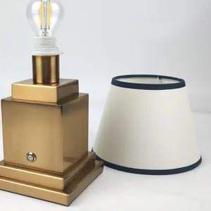 Lampe de table classique Lampe de table de lecture à gradation tactile sans fil à 3 niveaux Lampe de table rechargeable