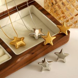 Joyería de Lujo en Acero Inoxidable 316L con Baño de Oro de 18k, Sin Deslustre, de Alta Calidad, Conjunto de Collar y Aretes de Moda - Product Image 3