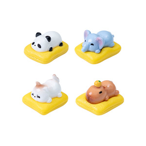 Figurines miniatures de panda, éléphant, chat, capybara, mini-animaux en résine, porte-clés, breloques, décorations pour tableau de bord de voiture - Product Image 5