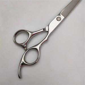 Tijeras de Peluquería Profesionales de 7 Pulgadas, Acero Inoxidable 440C, para Diestros, Grado Salón de Belleza, Tijeras Rectas - Product Image 3