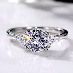 Bague en or blanc avec diamant taille cœur 2 carats, bijoux de fiançailles pour femmes - Product Image 2