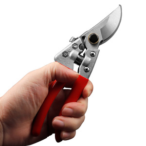 Lu Ban's Work Garden Shears Stainless Steel Curved Birdbeak Pruning Branches Manual Butterfly Design Red Handle - Product Image 1