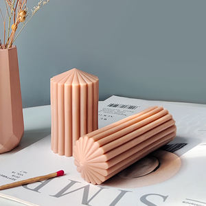 Molde de Vela Cilíndrica Listrada Espiral Geométrica DIY para Velas Aromáticas e Sabonetes Artesanais - Product Image 2