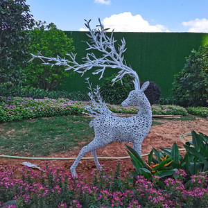 Sculpture de cerf creuse en acier inoxydable, décoration de jardin extérieure, forme animale moderne, autoportante, finition polie - Product Image 3