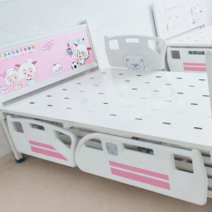 Cama de enfermería manual de 1,1 m, cama multifuncional totalmente de acero para niños con diseño de dibujos animados en rosa para niños mayores de 4 años - Product Image 1