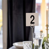 Lot de 50 numéros de table recto-verso en plastique blancs carrés pour restaurants et mariages