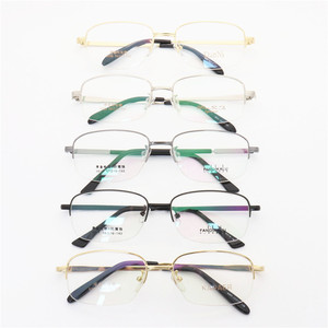 Lunettes optiques <span class=keywords><strong>en</strong></span> acier inoxydable à motif rayé <span class=keywords><strong>en</strong></span> forme de diamant de créateur, commande mixte, vente <span class=keywords><strong>en</strong></span> gros à bas prix, montures de lunettes - Product Image 4