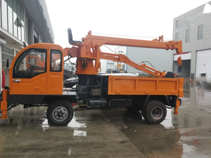 Petite grue télescopique à bras droit de 3 tonnes, grue hydraulique montée sur camion - Product Image 3