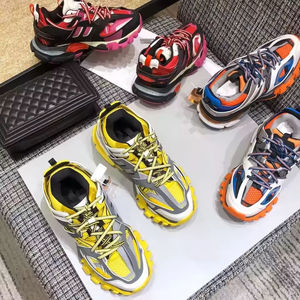 Sneakers de luxe originales style rétro avec LED lumineuses, design de créateur, fermeture à lacets et embout en acier, livraison directe - Product Image 2