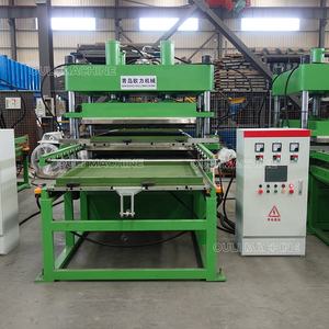 Machine à presser les carreaux de caoutchouc à 2 couches de travail 1000mm Machine de fabrication de carreaux de sol pour <span class=keywords><strong>tapis</strong></span> en caoutchouc à partir de déchets Poudre de caoutchouc pour pneus - Product Image 6