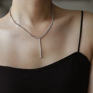 Collier en acier inoxydable élégant et minimaliste avec chaîne en zircone pour femmes, exsudant un sentiment de luxe sans se décolorer - Product Image 2