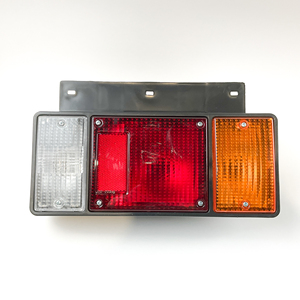 Luce posteriore adatta per ISUZU 8972133510 Illuminazione - Product Image 1