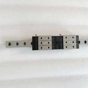 เครื่องฉีดพลาสติกแบบเคลื่อนที่เชิงเส้น รุ่น SRG30R2QZSSC0E+1120LP-II(B) - Product Image 1