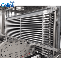 Verticale plaatvriezer automatische semi-contact plaatvriesmachine voor fruitpuree, garnalen, visblokken en zeevruchtenverwerking