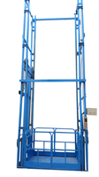 Nouvel Ascenseur de Fret Hydraulique en Gros avec Rail de Guidage en Chaîne d'Acier, Capacité 2 Tonnes, pour Plateforme de Chargement et de Déchargement en Entrepôt de Détail