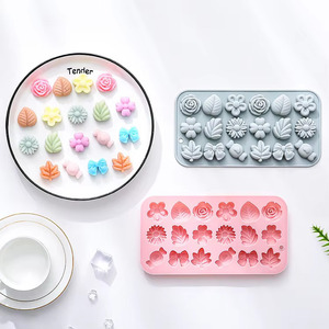 Moldes de silicona para chocolate, gelatina, postres, cera derretida, cubitos de hielo, con diseños de primavera, lazo, rosa y hoja, de grado alimenticio, para hacer dulces DIY - Product Image 3