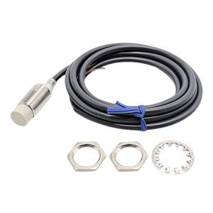 Sensor de Proximidad Omron E2E-X5ME1, Cable de 2m, 12 a 24 Vdc, Sin Blindaje, Terminal de Tornillo - Product Image 2