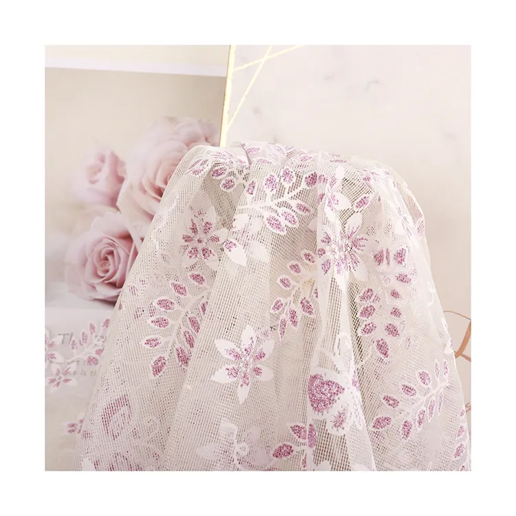 नए आगमन गुलाबी चांदी की तितली फूल पत्ती कढ़ाई तुले कपड़े 100% पॉलिएस्टर मुद्रित कपड़े