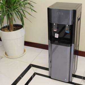 Dispenser d'<span class=keywords><strong>Acqua</strong></span> Elettrico con Caricamento dal Basso in Plastica - Refrigeratore d'<span class=keywords><strong>Acqua</strong></span> a 3 Temperature (Calda/Fredda) per Hotel, con Supporto Bottiglia Nascosto, Leggero - Product Image 2