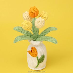 Plantes artificielles en pot, fleurs en fil crocheté faites à la main, tulipe au crochet en pot pour la décoration de la maison et les cadeaux de la Saint-Valentin - Product Image 4