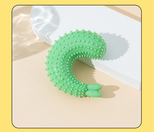 TPR Rubber Pet Toy in Hot Dog and Fried <b>Shrimp</b> Shapes Bite-Resistant Grinding Teeth Squeaky Interactive Nibble Toy - Product Image 5