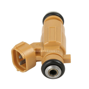Inyector de Combustible 0K9BV13250 para Autos Hyundai y Kia, Pieza de Repuesto de Plástico - Product Image 1