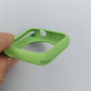 Housse de montre en silicone souple pour <span class=keywords><strong>Apple</strong></span> <span class=keywords><strong>Watch</strong></span> 9 8 <span class=keywords><strong>7</strong></span> 6 5 étuis de protection en silicone pour I <span class=keywords><strong>Watch</strong></span> 49mm <span class=keywords><strong>45</strong></span> 44 42 41 40 38 <span class=keywords><strong>mm</strong></span> - Product Image 2