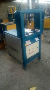 Macchina Idraulica per Foratura Tubi per Acciaio Inossidabile, Alluminio, Ringhiere, Scaffali, Lavorazione Fori Lisci <span class=keywords><strong>Senza</strong></span> Bave - Product Image 5