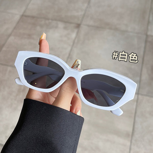 Gafas de sol negras con montura irregular para mujer, montura de PC, lentes Ac, protección Uv400, tipo 3, parasoles H3 20216 - Product Image 5