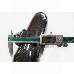 Prises d'air froid en fibre de carbone TM Performance pour Nissan GTR R35 - Product Image 4
